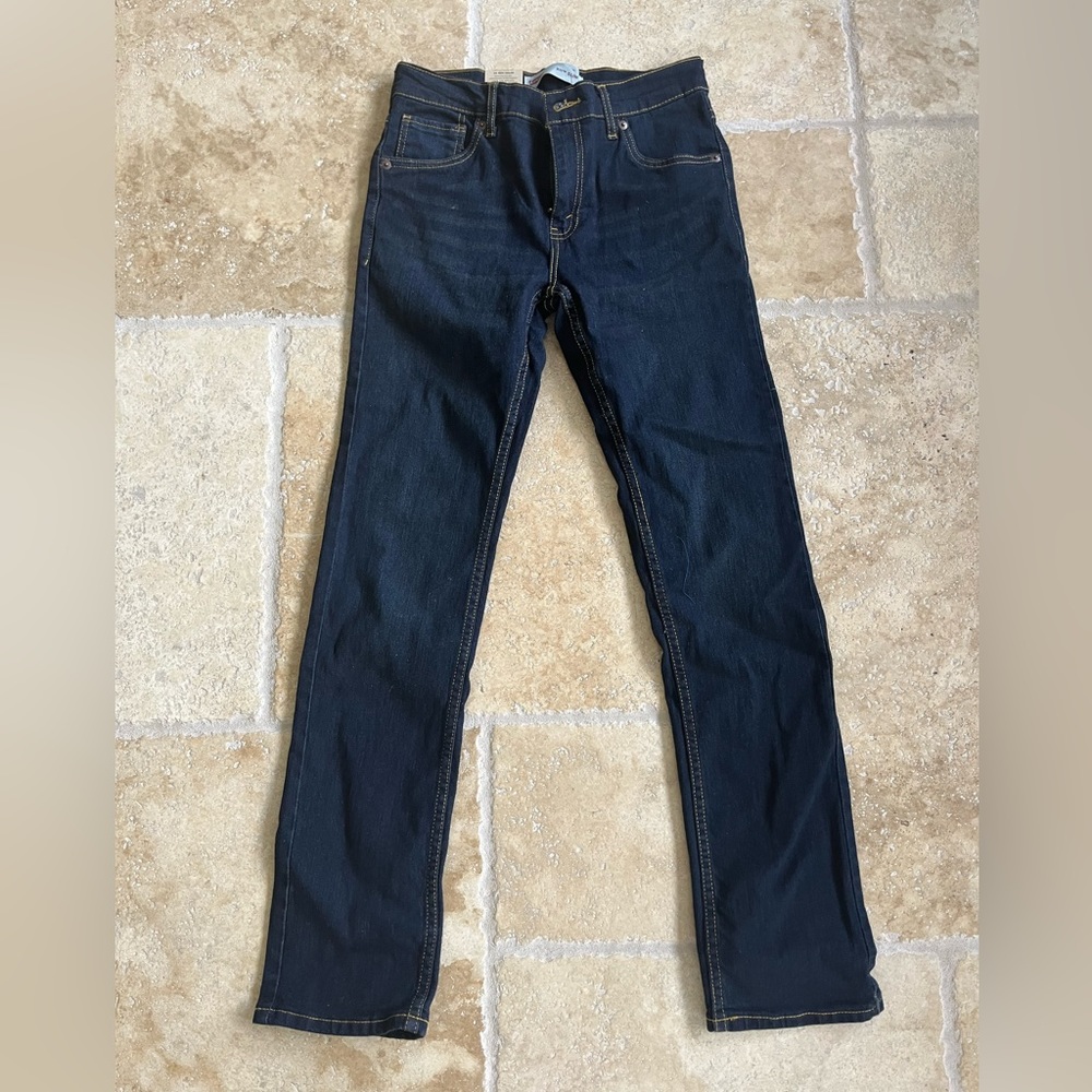 NWT Levi’s Medium Wash Blue Jeans 16 Regular